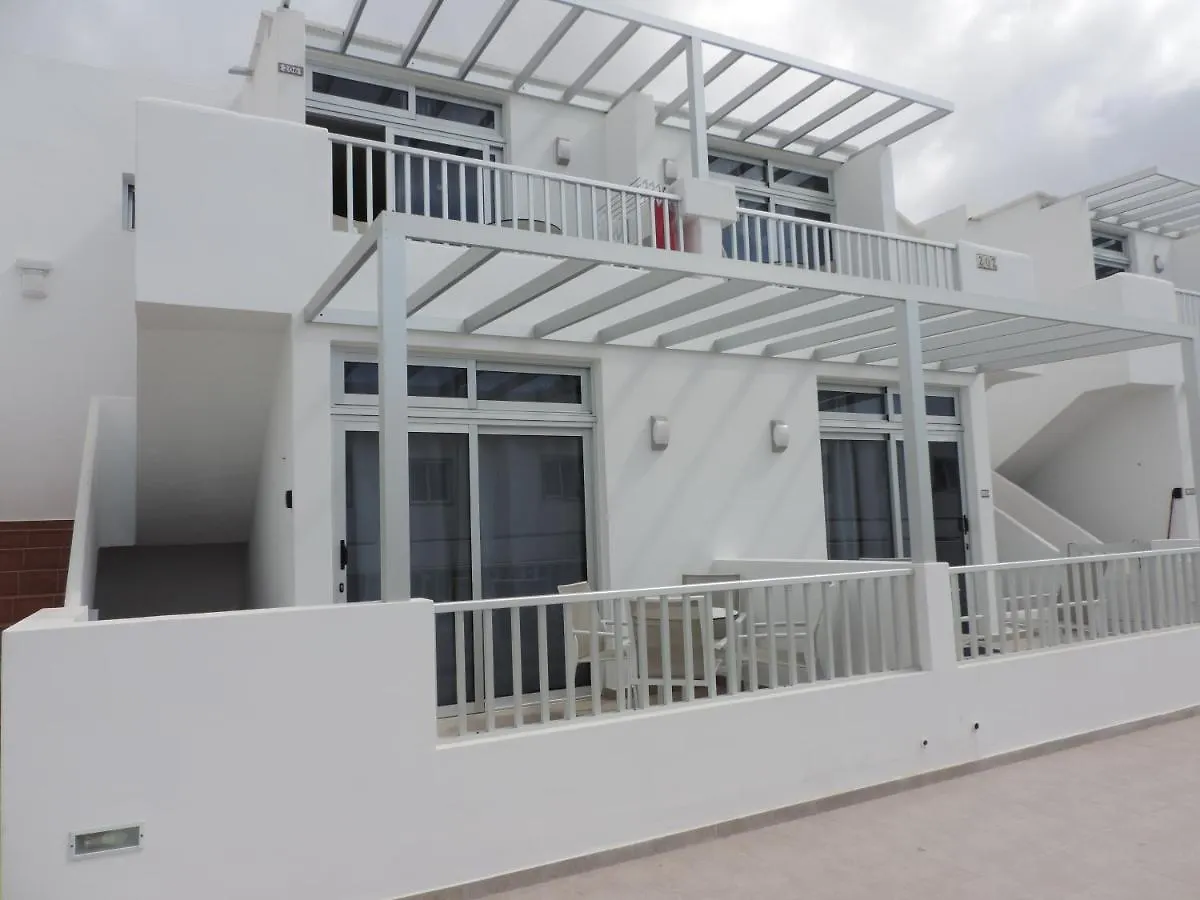 Los Gracioseros 106- 2 Bed-Gr Floor-Ac-Uk Tv-Wifi Puerto del Carmen  Puerto del Carmen (Lanzarote)